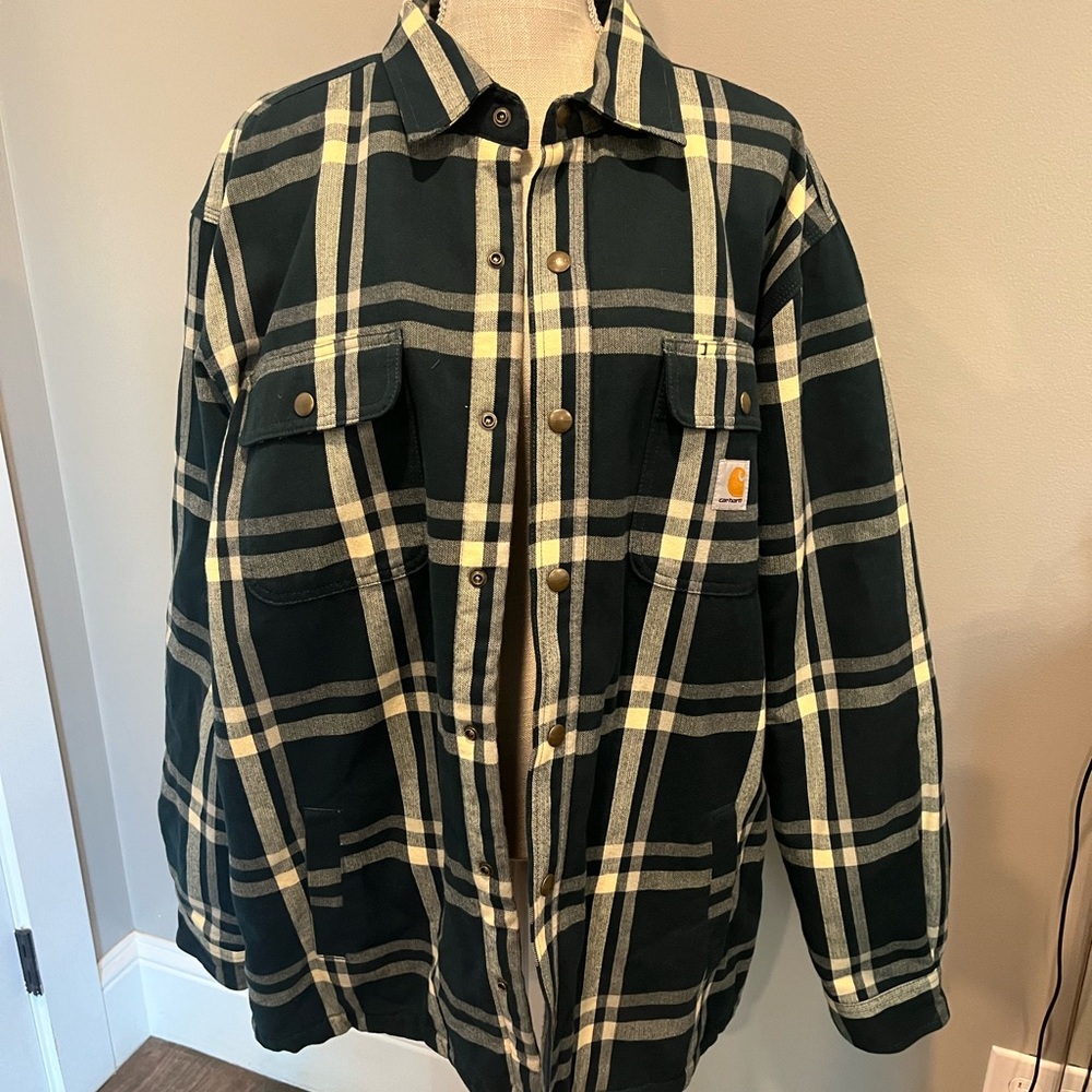 Carhartt Men’s NWOT lined Sherpa plaid jacket XL